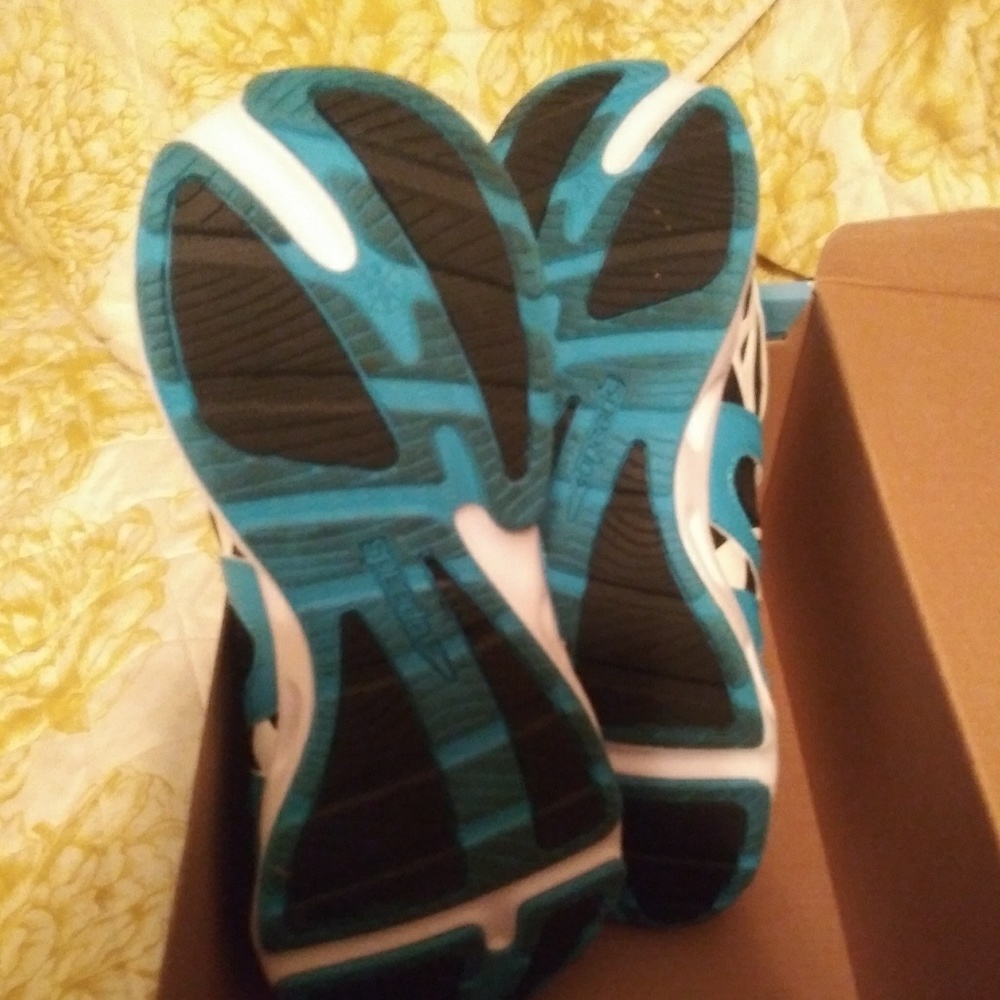 Speedo shoes - Picture 2 of 4
